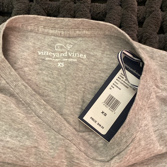 NWT men’s Vineyard Vines shirt. - Picture 4 of 6
